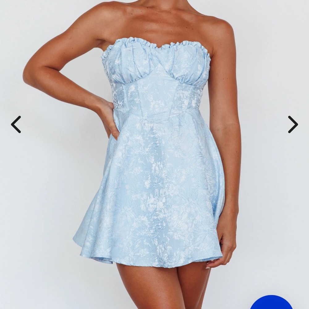 Selfie Leslie Blue Strapless Dress